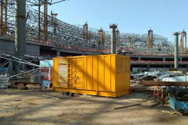 平遥发电机出租如何判断空气滤清器是否需要更换？