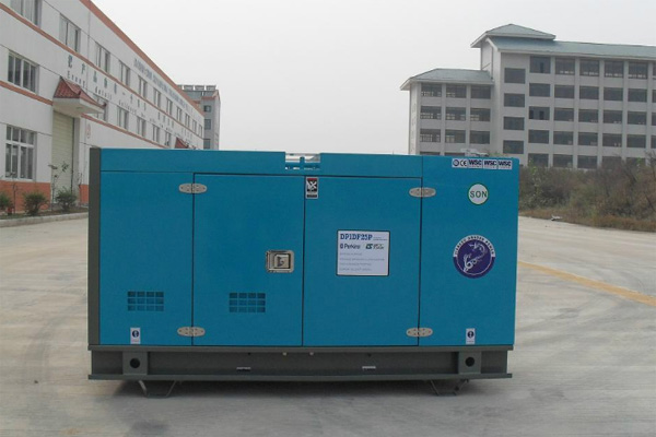 平遥发电机租赁如何正确安装空气滤清器？