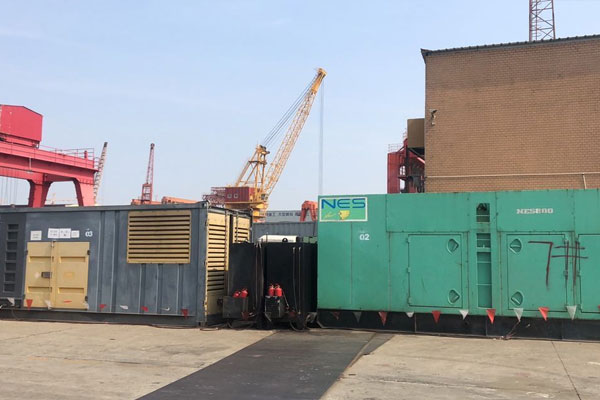 平遥发电机出租空气滤清器的清洁频率是多少？