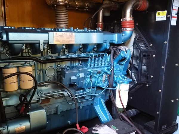 平遥磷酸铁锂蓄电池的使用寿命与哪些因素有关？